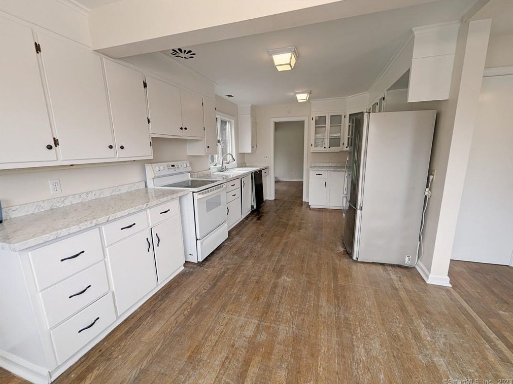 155 Spencer Hill Rd, Winsted CT  06098-2242 exterior