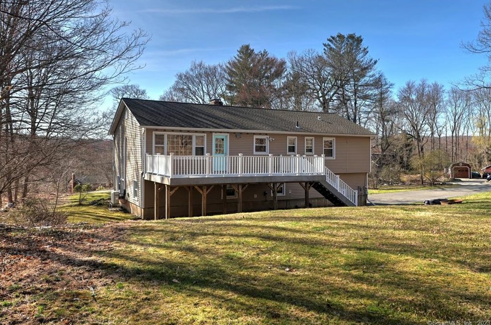 312 Turkey Roost Rd, Upper Stepney, CT 06468