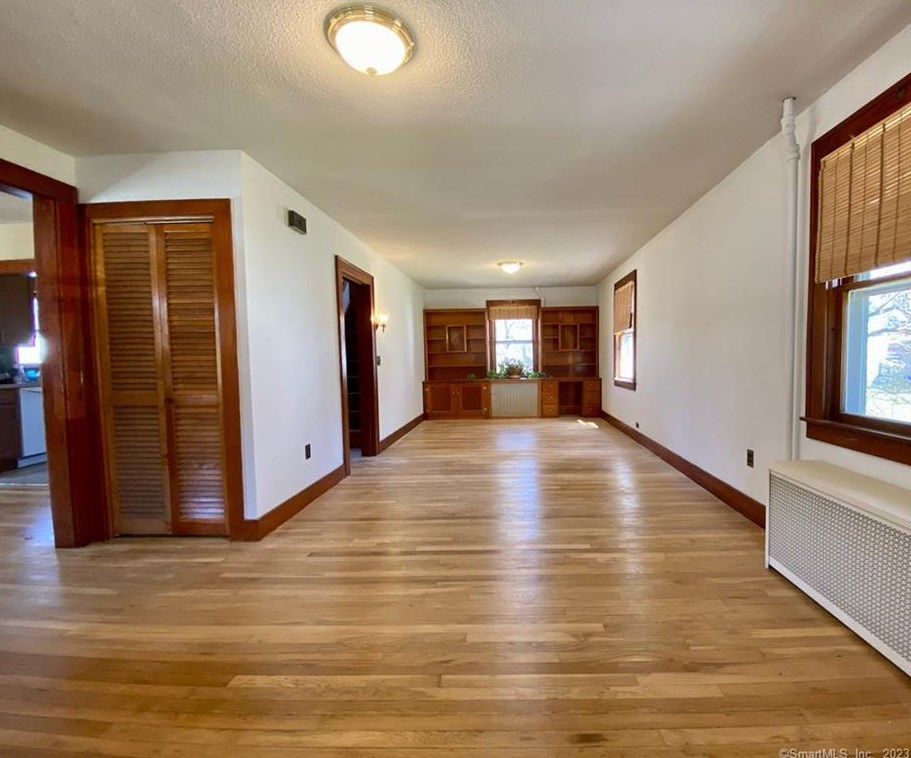 164 Packer Rd, Mystic CT  06355-1100 exterior