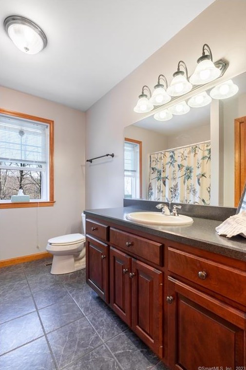 44 Ratlum Mountain Rd, Winsted CT  06063-1807 exterior