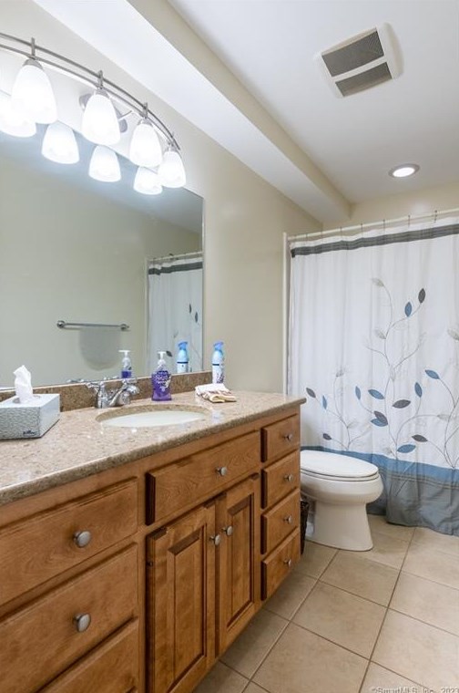 44 Ratlum Mountain Rd, Winsted CT  06063-1807 exterior