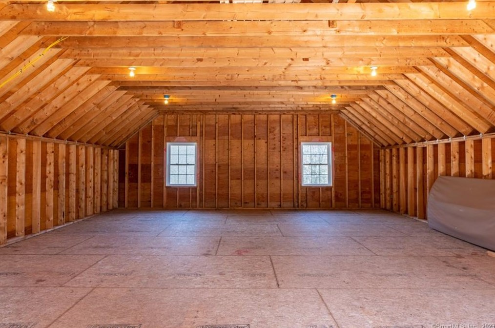 44 Ratlum Mountain Rd, Winsted CT  06063-1807 exterior