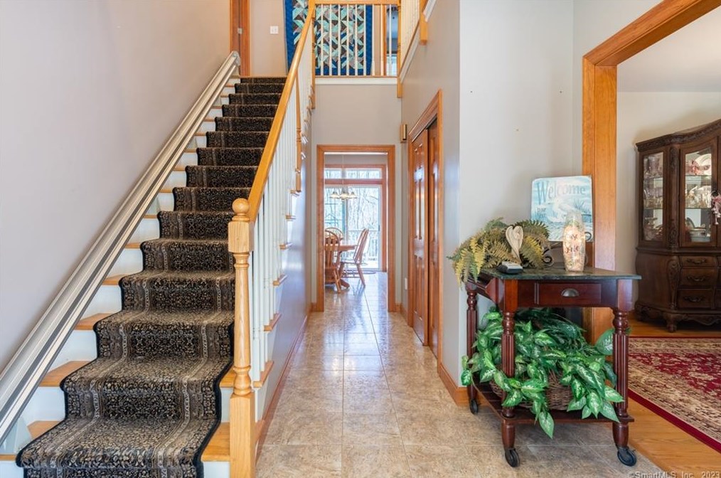 44 Ratlum Mountain Rd, Winsted CT  06063-1807 exterior