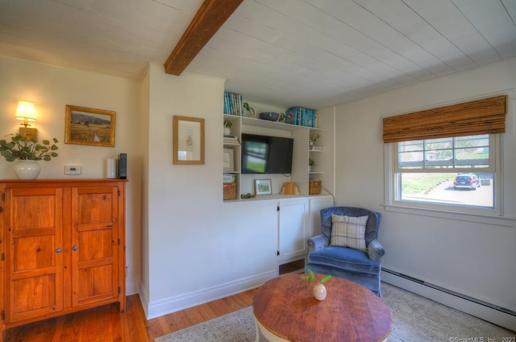 47 Noank Ledyard Rd, Mystic CT  06355-1615 exterior