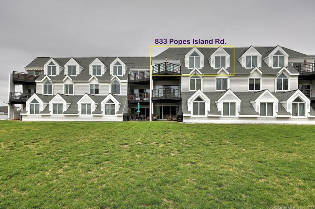 833 Popes Island Rd #833, Milford, CT 06461