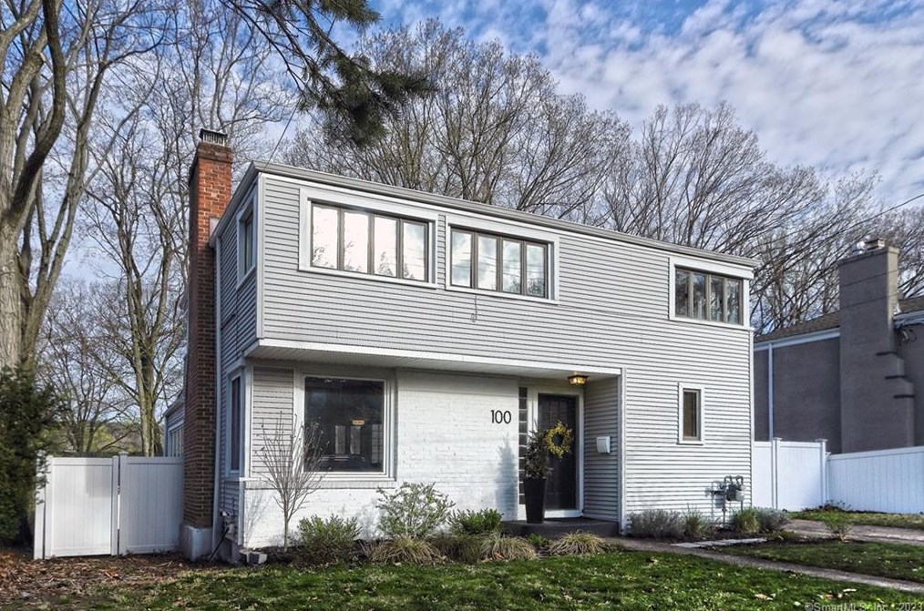 100 Lakeview Ter, New Haven CT  06515-1811 exterior