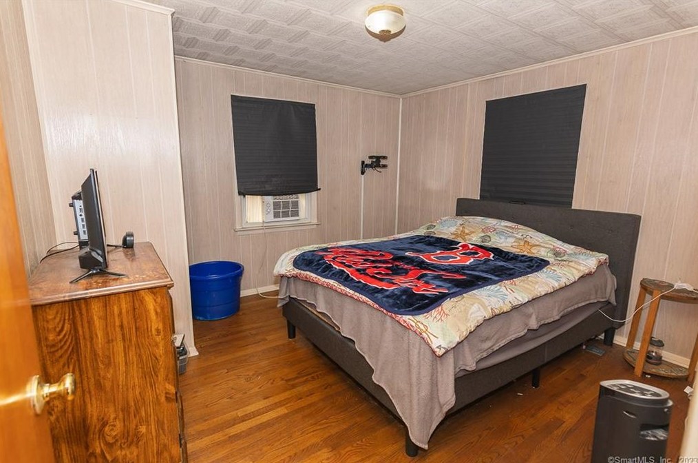 125 Kensington Ave, Meriden CT  06451-2011 exterior