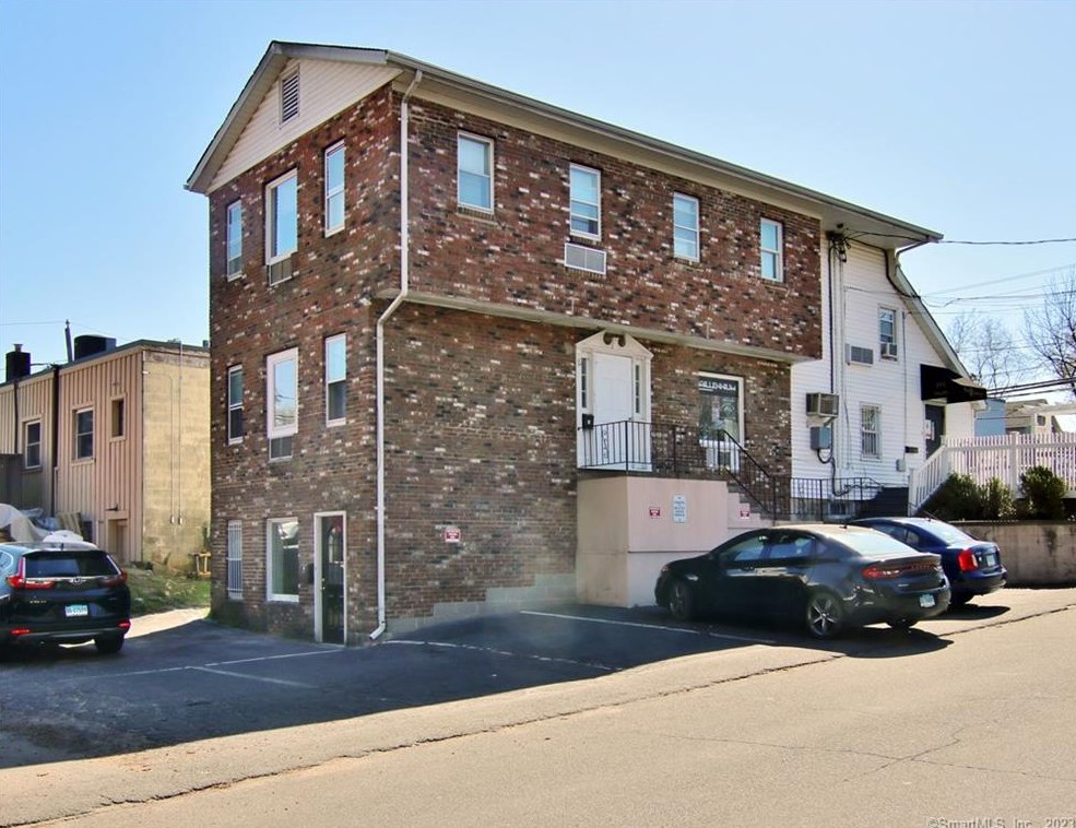 193 Westport Ave #1, Norwalk, CT 06851