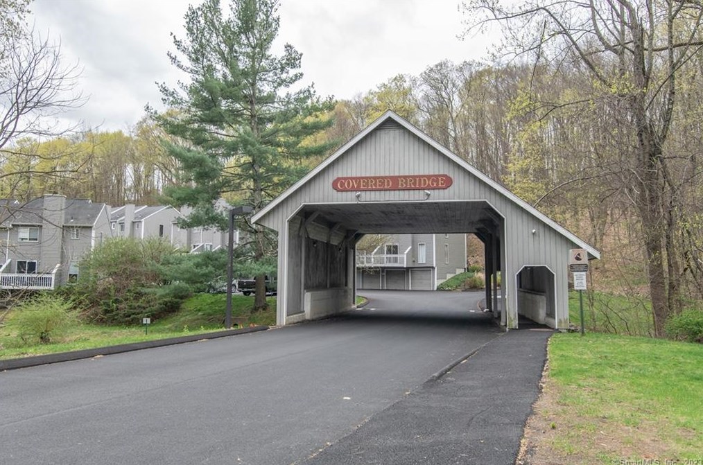 60 Padanaram Rd, Danbury CT  06811-3781 exterior