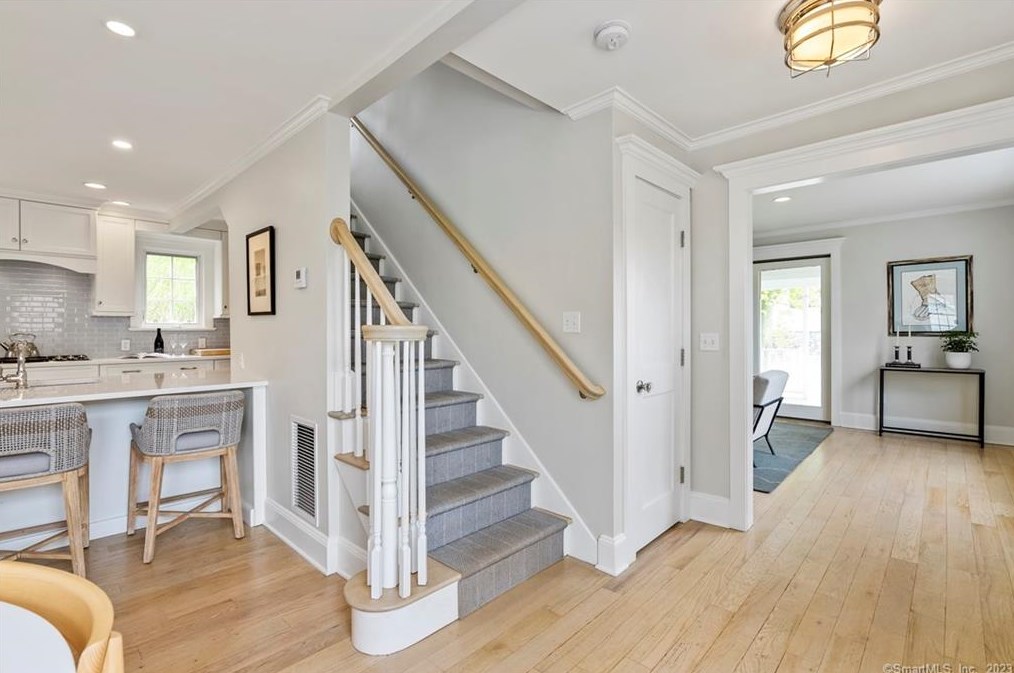 20 Apple Tree Trl, Westport CT  06880-6803 exterior