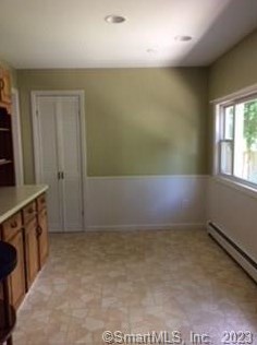 10 Overlook Ave, Mystic CT  06355-2230 exterior