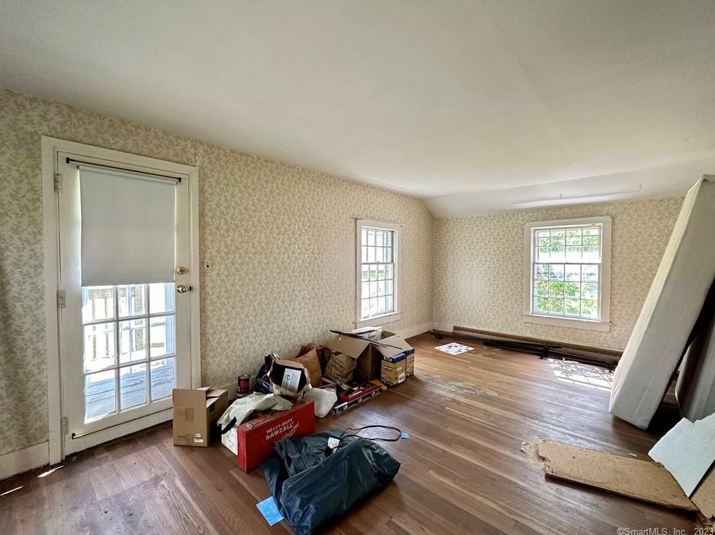 214 Berkshire Rd, Sandy Hook CT  06482-1548 exterior