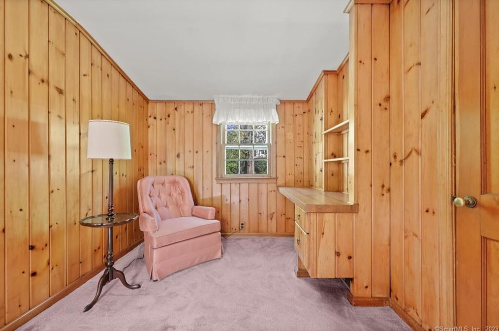 46 Hillside Ave, Tokeneke CT  06820-5010 exterior