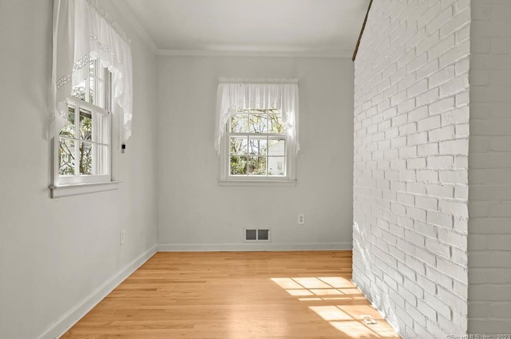 46 Hillside Ave, Tokeneke CT  06820-5010 exterior