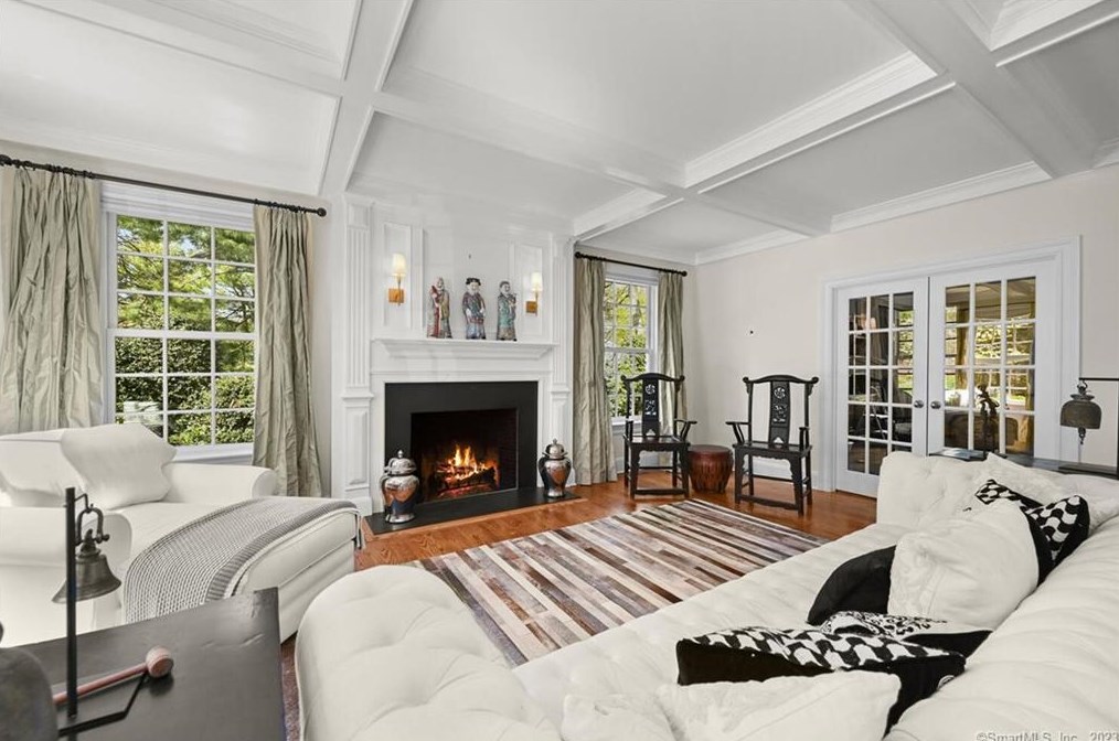 3 Buck Hill Rd, Westport CT  06880-1913 exterior