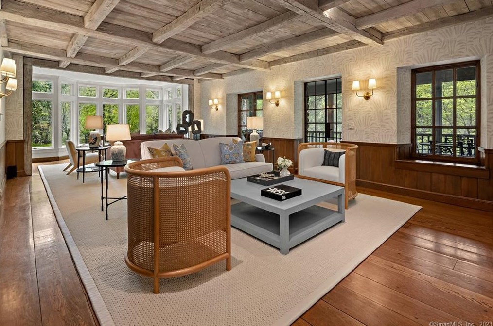 8 Pent Rd, Weston CT  06883-1311 exterior