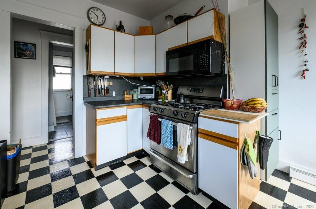 92 Lawrence St, New Haven CT 06525-2379 exterior