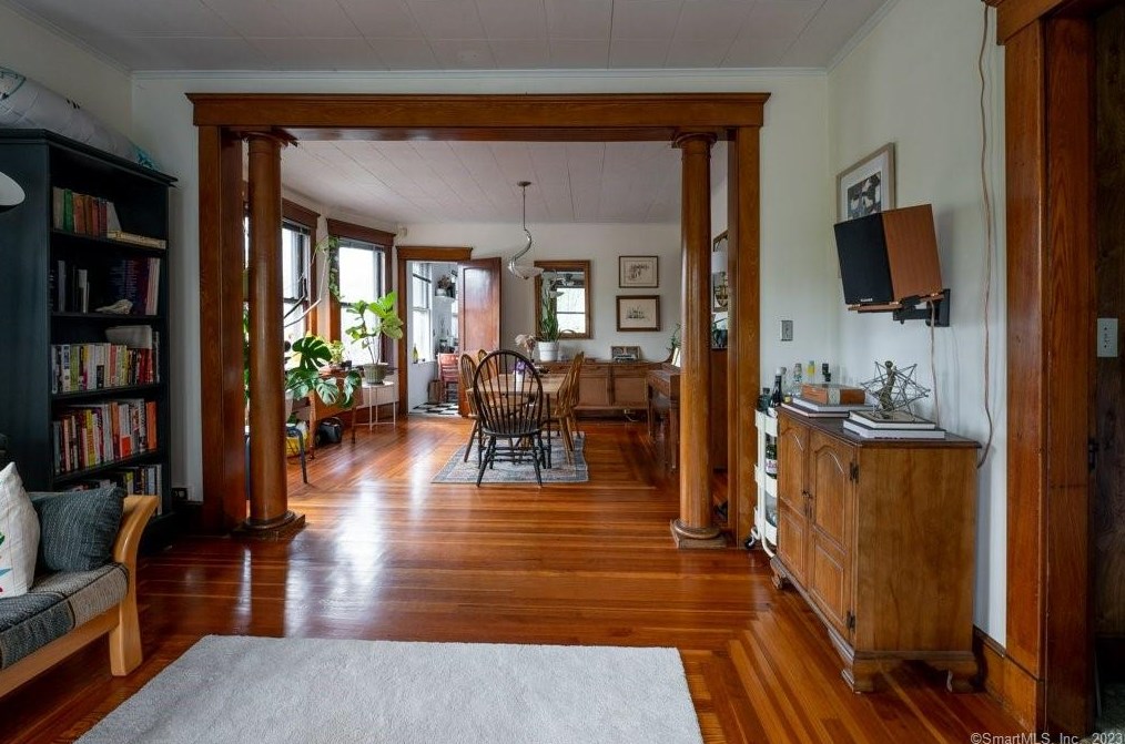 92 Lawrence St, New Haven CT 06525-2379 exterior