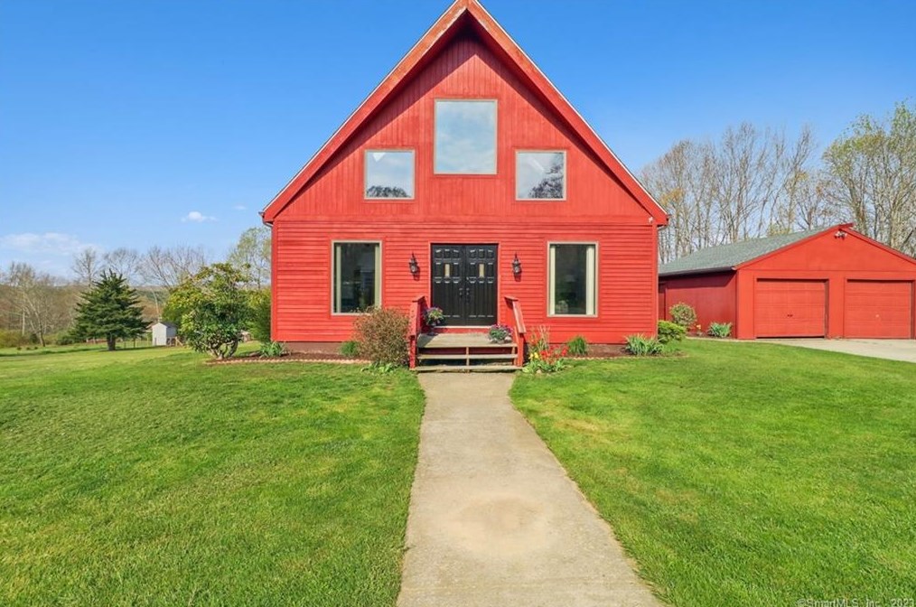 1749 Glasgo Rd, Norwich, CT 06351