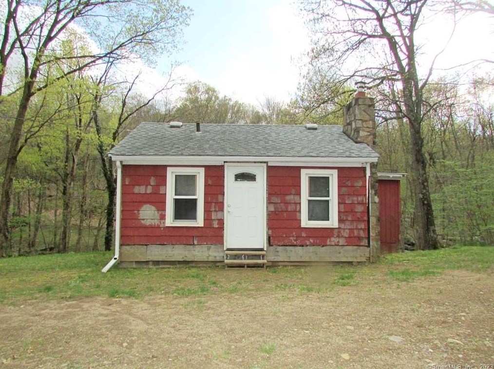 143 Old Kent Rd, Tolland CT  06084-3742 exterior