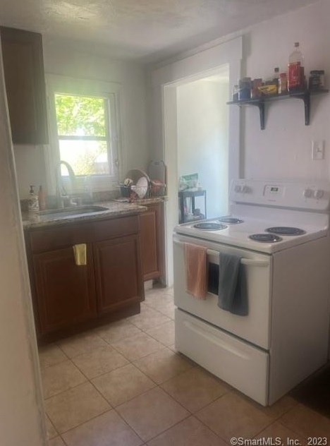 44 Lyon St, New Haven CT 06511-4925 exterior