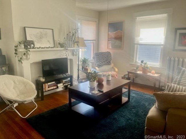 44 Lyon St, New Haven CT 06511-4925 exterior