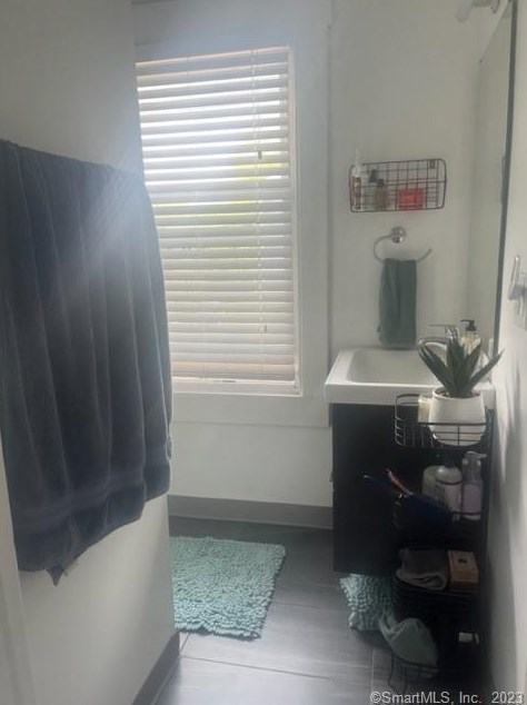 44 Lyon St, New Haven CT 06511-4925 exterior