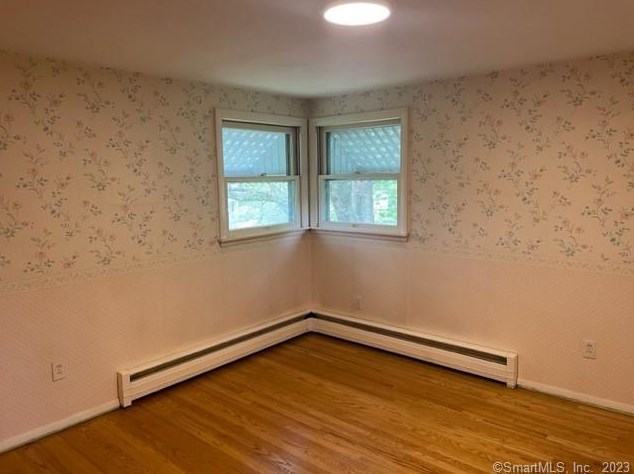 80 Avalon Ave, Watertown CT  06779-2037 exterior