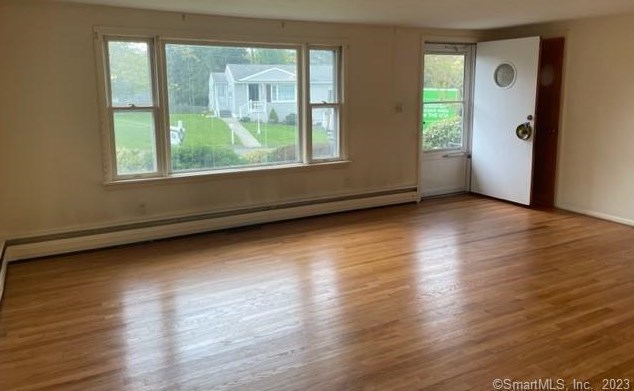 80 Avalon Ave, Watertown CT  06779-2037 exterior