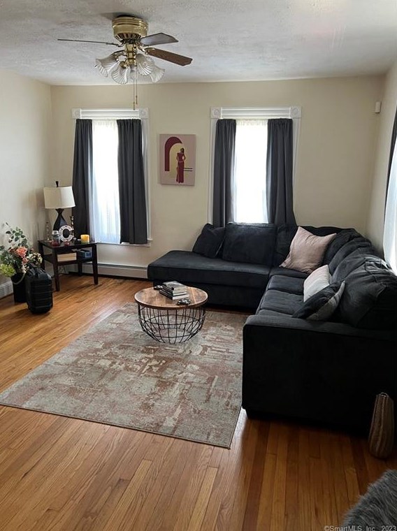 107 Bunker Ave, Meriden CT  06450-3331 exterior