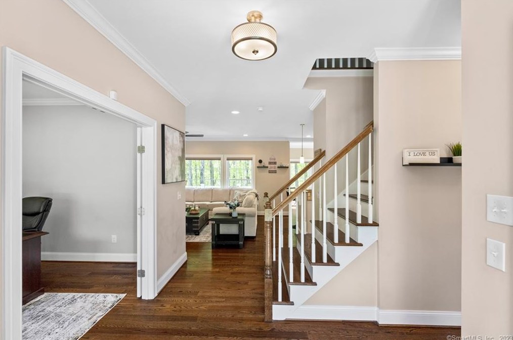 11 Correia Way, Vernon CT  06066-5052 exterior