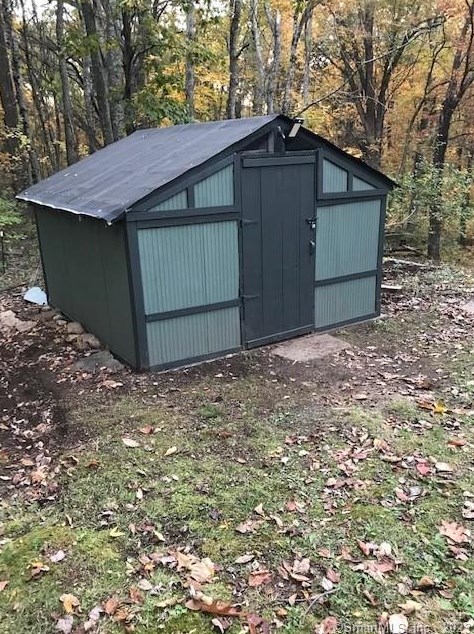 36 Cedar Swamp Rd, Tolland CT  06084-3608 exterior