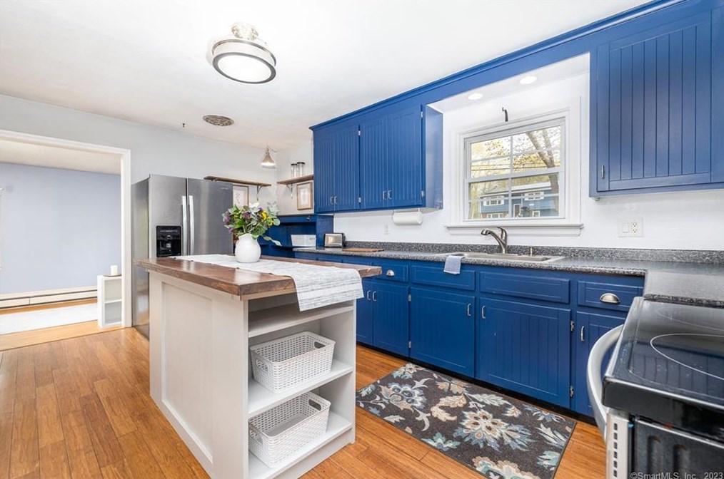 36 Cedar Swamp Rd, Tolland CT  06084-3608 exterior