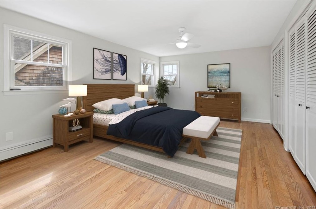 134 Colony St, Fairfield CT  06824-5203 exterior