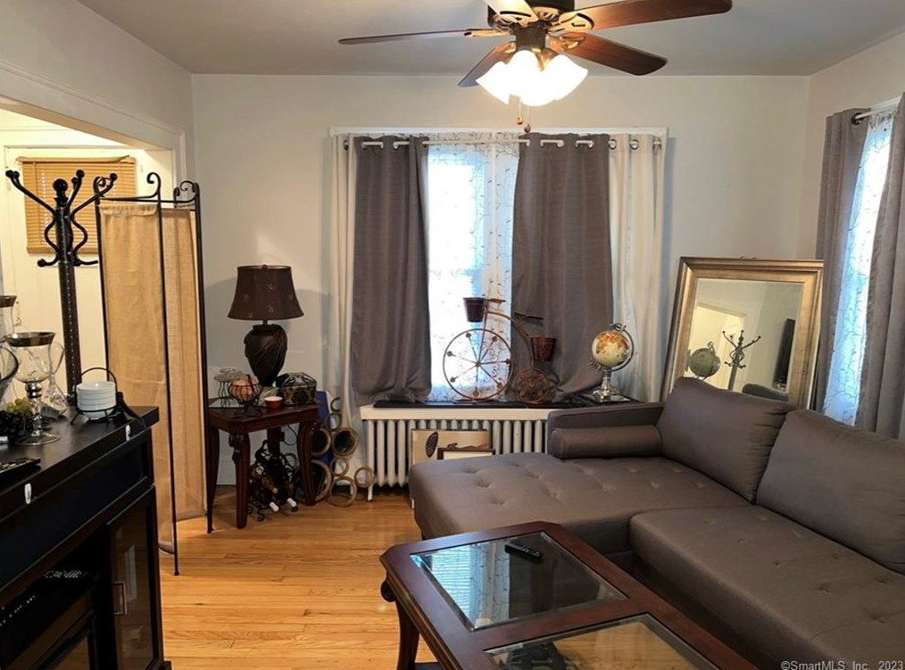 101 Harold St, Hartford CT  06112-1231 exterior