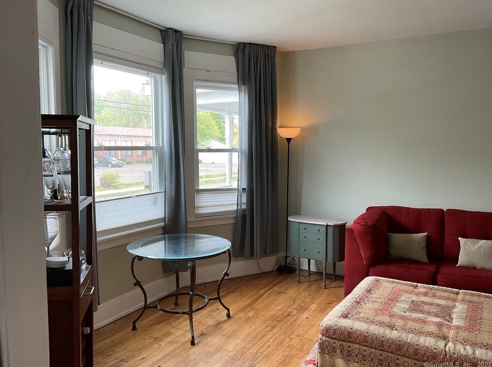 675 3rd Ave, New Haven CT  06516-3749 exterior