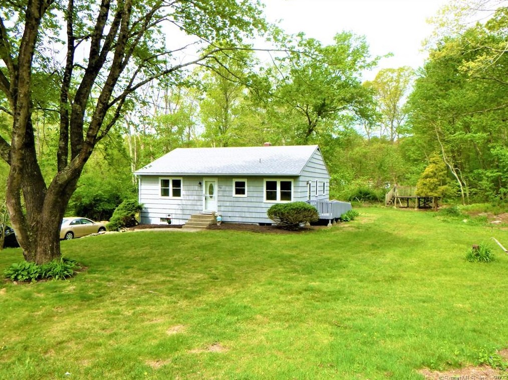 233 Spaulding Rd, Plainfield CT  06374-2126 exterior