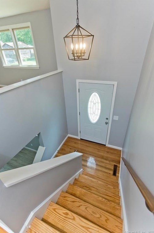 34 Deer Run Rd, Meriden CT  06451-4919 exterior