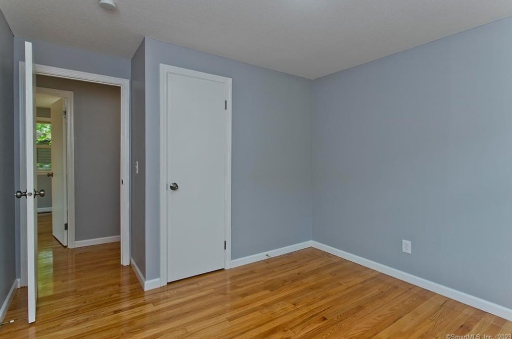 34 Deer Run Rd, Meriden CT  06451-4919 exterior