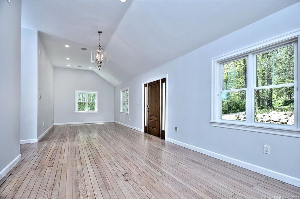 99 Old Easton Tpke, Weston CT  06883-2515 exterior