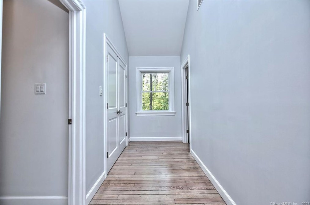 99 Old Easton Tpke, Weston CT  06883-2515 exterior