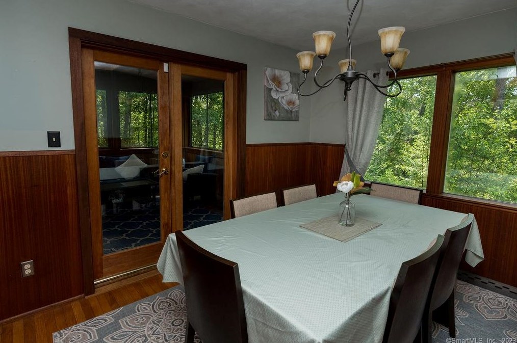 26 Southwood Rd, Storrs Mansfield CT  06268-1809 exterior