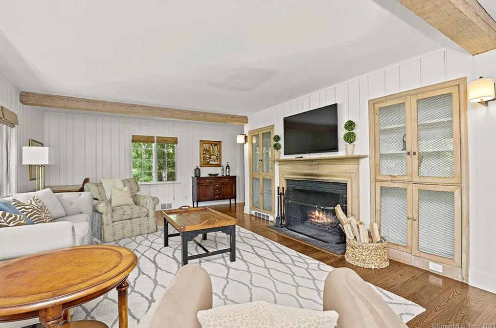 50 Sunswyck Rd, Tokeneke CT  06820-6025 exterior