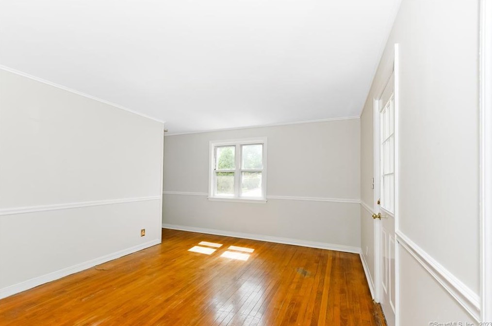 50 Beacon View Dr, Fairfield CT  06825-3703 exterior