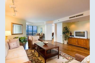66 Queen Street #3105 - Photo 1