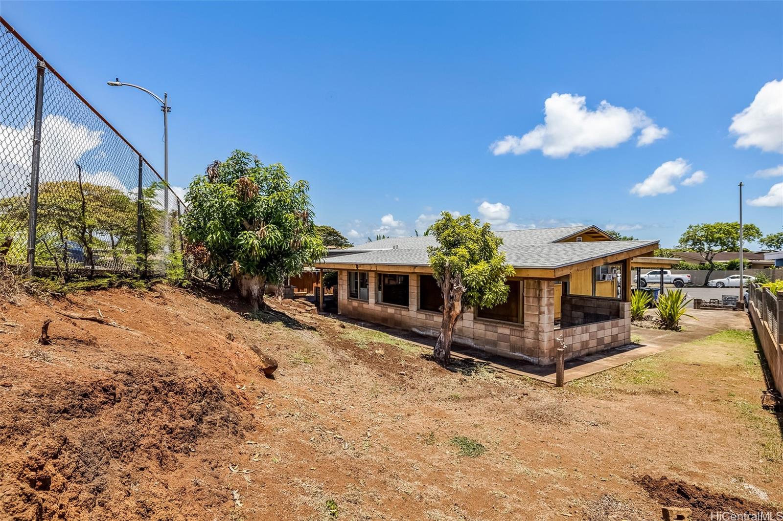 981468 Hoohonua St, Pearl City, HI 96782 MLS 202213442 Coldwell Banker