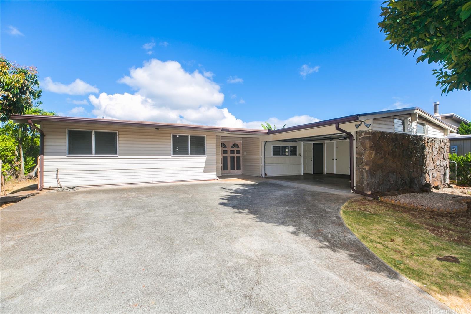 981211 Mahipua St, Aiea, HI 96701 MLS 202313141 Coldwell Banker