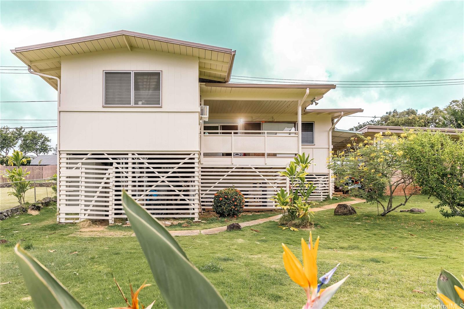 991255 Napuanani Rd, Aiea, HI 96701 MLS 202313153 Coldwell Banker