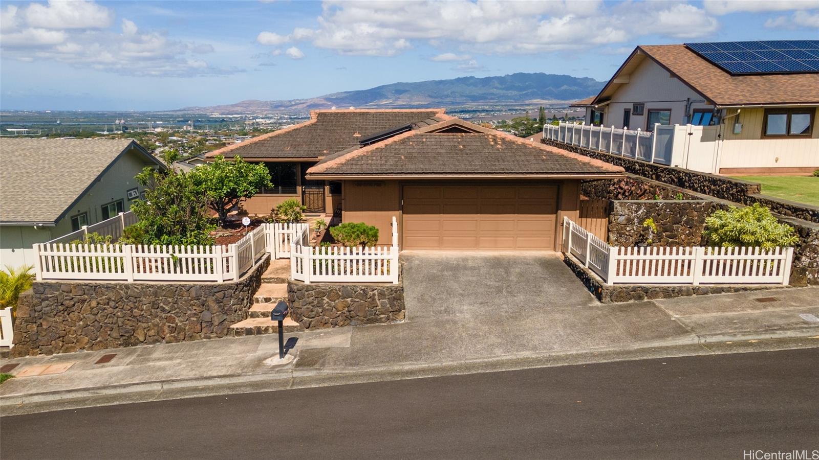 981774 Piki St, Aiea, HI 96701 MLS 202317616 Coldwell Banker