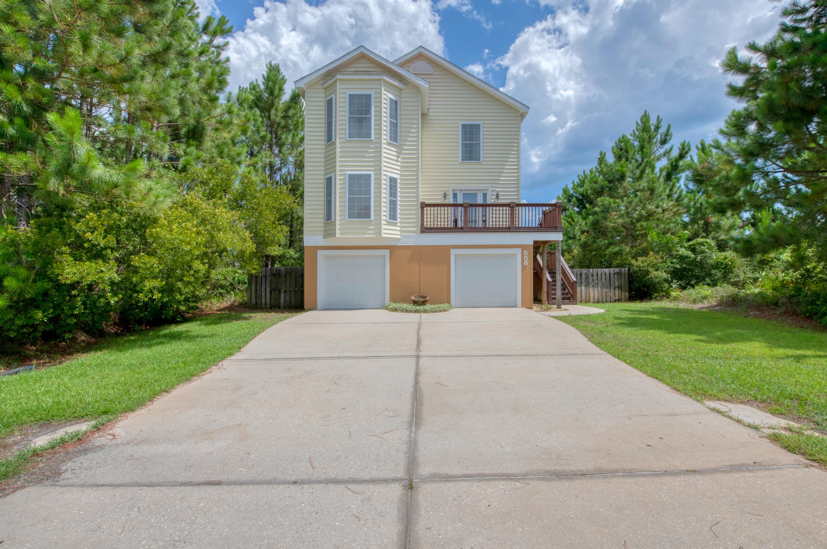 558 Parish Blvd Mary Esther Fl 32569 Mls 826088 Coldwell Banker